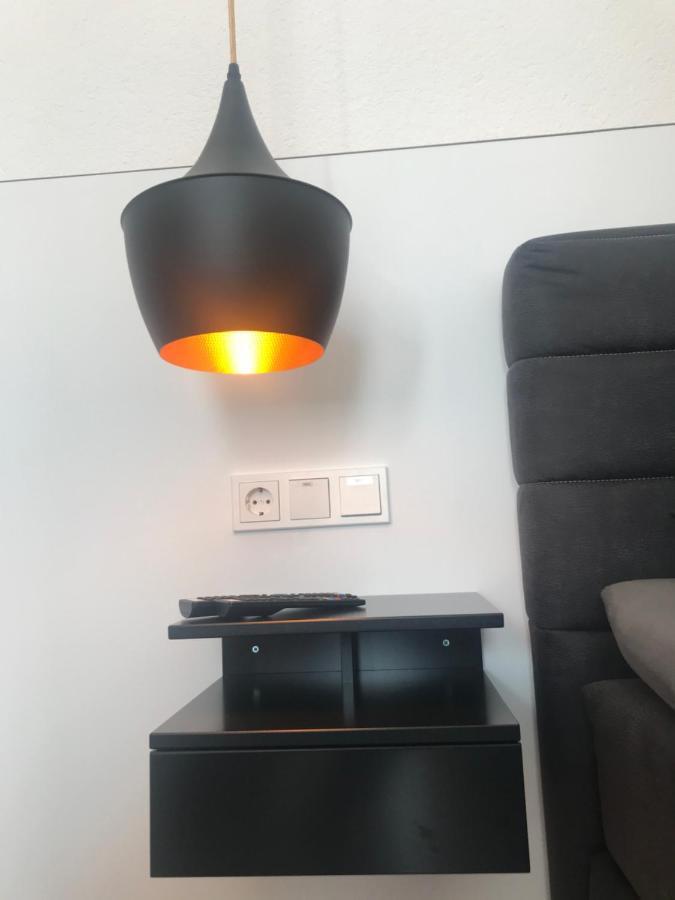 Moselloft Zeltingen-Rachtig Appartement Buitenkant foto