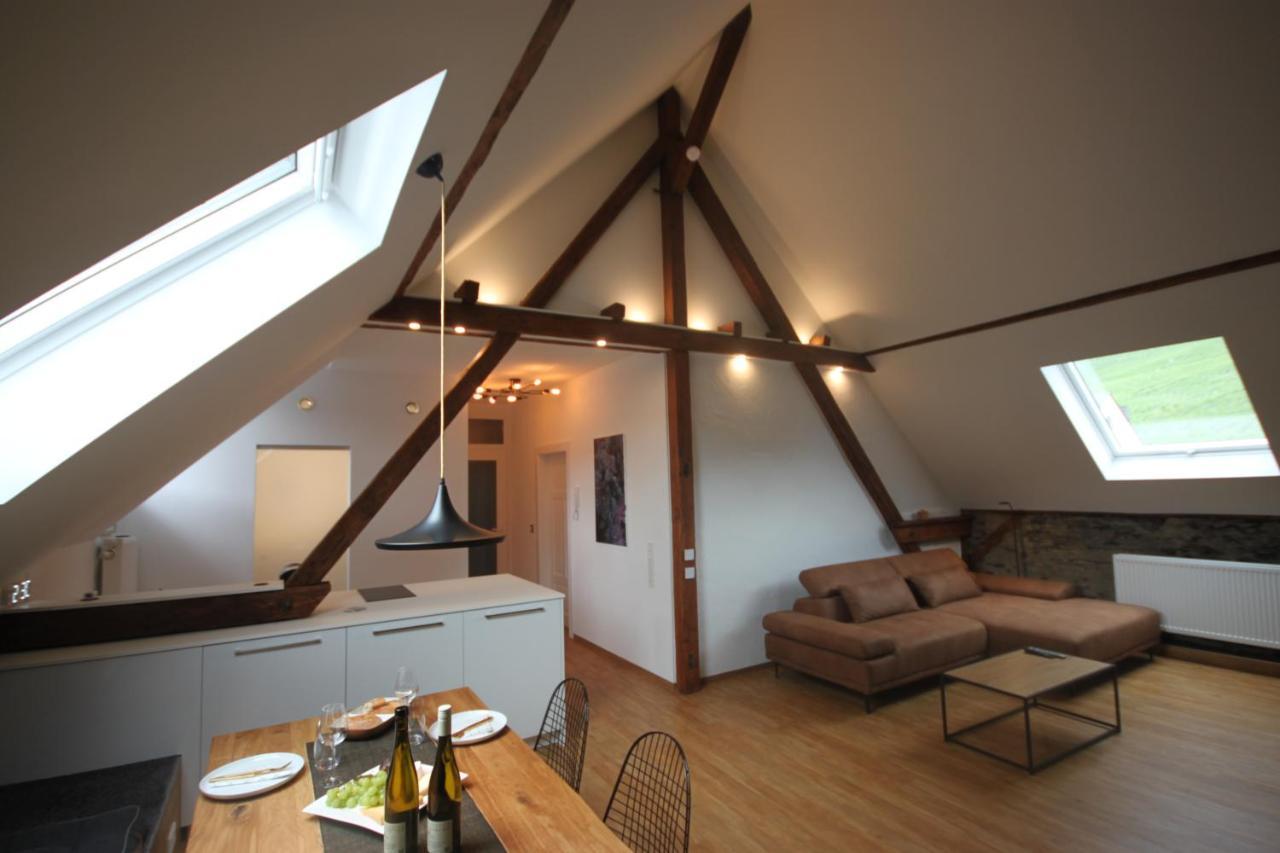Moselloft Zeltingen-Rachtig Appartement Buitenkant foto